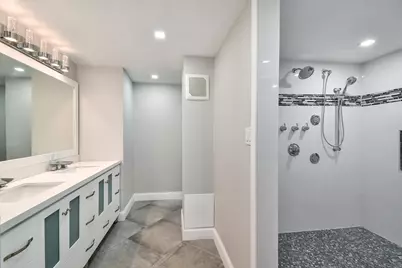 929 N Astor St #2601-03, Milwaukee, WI 53202 - Photo 24