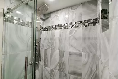929 N Astor St #2601-03, Milwaukee, WI 53202 - Photo 32