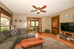 119 N Broad St, Elkhorn, WI 53121 - Photo 10