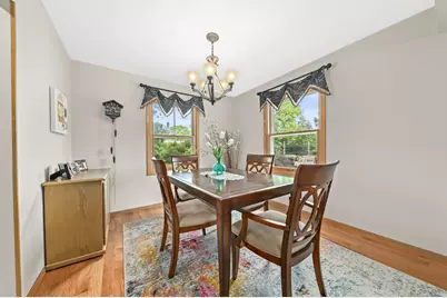 2355  Guinevere Dr, Brookfield, WI 53045 - Photo 8