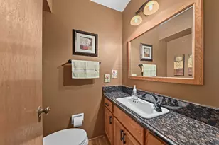 2355 Guinevere Dr, Brookfield, WI 53045 - Photo 20
