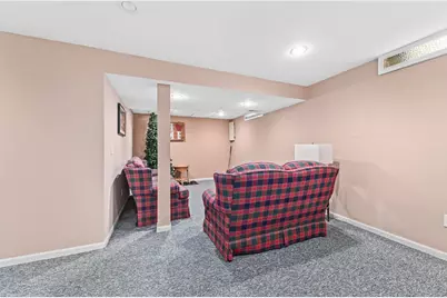 2355  Guinevere Dr, Brookfield, WI 53045 - Photo 28