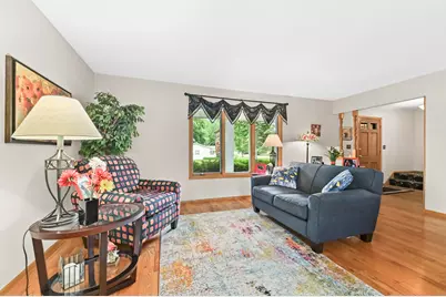 2355  Guinevere Dr, Brookfield, WI 53045 - Photo 6