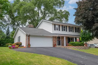 2355  Guinevere Dr, Brookfield, WI 53045 - Photo 2