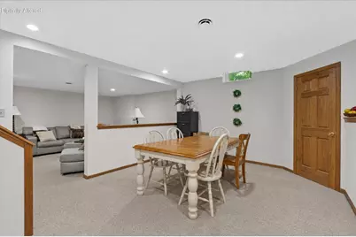 W147N7026  Woodland Dr, Menomonee Falls, WI 53051 - Photo 40