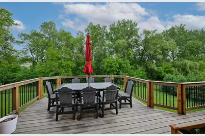 1952  Blackhawk Dr, Grafton, WI 53024 - Photo 32