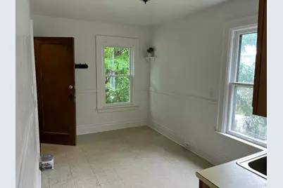 734 S 31st St, Milwaukee, WI 53215 - Photo 12