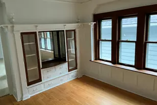 734 S 31st St, Milwaukee, WI 53215 - Photo 8