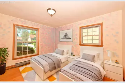 1710  Poplar Ave, South Milwaukee, WI 53172 - Photo 26