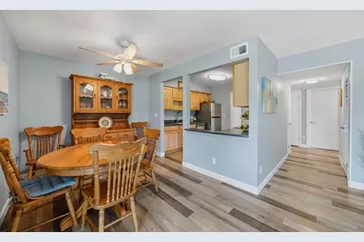 348  County Road B Rd #8, Fontana, WI 53125 - Photo 8