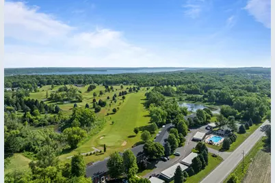 348  County Road B Rd #8, Fontana, WI 53125 - Photo 34