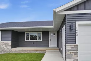 1463 Iris St, Holmen, WI 54636 - Photo 2