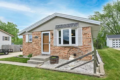 1605  Williams Ave, South Milwaukee, WI 53172 - Photo 6