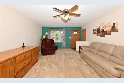1605  Williams Ave, South Milwaukee, WI 53172 - Photo 8