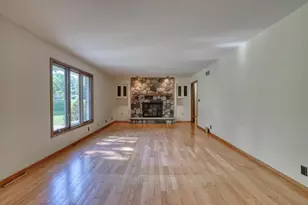 3910 Fresno Rd, Brookfield, WI 53045 - Photo 20