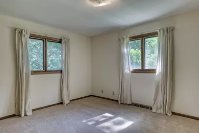 3910  Fresno Rd, Brookfield, WI 53045 - Photo 16