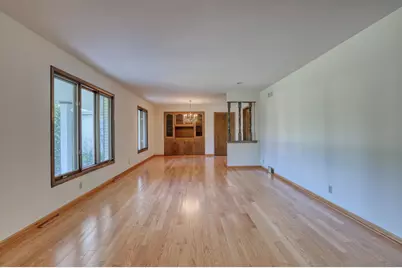 3910  Fresno Rd, Brookfield, WI 53045 - Photo 10