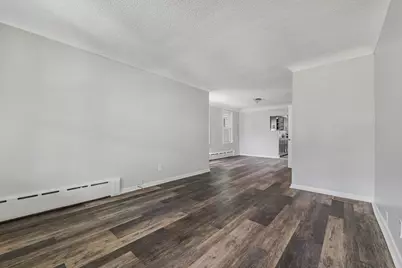 1017 E Pearson St, Milwaukee, WI 53202 - Photo 4
