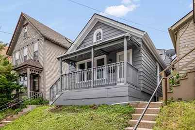 1017 E Pearson St, Milwaukee, WI 53202 - Photo 2