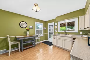3249 N 79th St, Milwaukee, WI 53222 - Photo 6