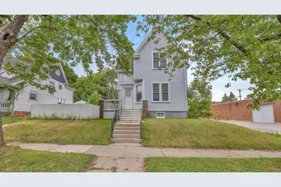 902 S 20th St #902A, Manitowoc, WI 54220 - Photo 1