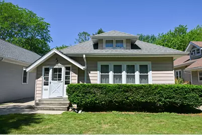 2123 N 66th St, Wauwatosa, WI 53213 - Photo 32