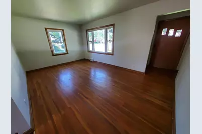 903  Werner St, Watertown, WI 53098 - Photo 2