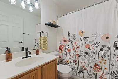 1108 N Milwaukee St #127, Milwaukee, WI 53202 - Photo 20