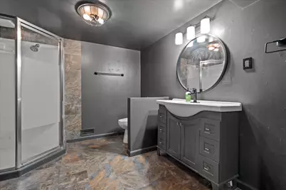 N84W16093  Donald Ct, Menomonee Falls, WI 53051 - Photo 32