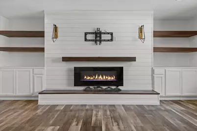 N84W16093  Donald Ct, Menomonee Falls, WI 53051 - Photo 6