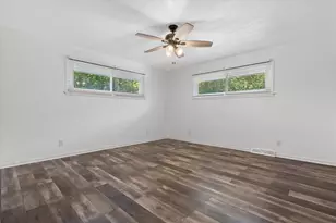 N84W16093 Donald Ct, Menomonee Falls, WI 53051 - Photo 22