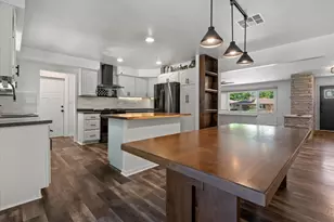 N84W16093 Donald Ct, Menomonee Falls, WI 53051 - Photo 16