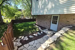 9125 W Allyn St, Milwaukee, WI 53224 - Photo 8