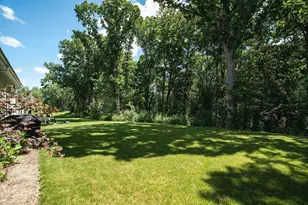 524 Wild Oak Rd, Hartland, WI 53029 - Photo 4