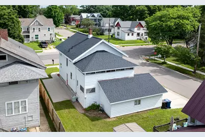 319 E Main St, Sparta, WI 54656 - Photo 6