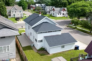 319 E Main St, Sparta, WI 54656 - Photo 6