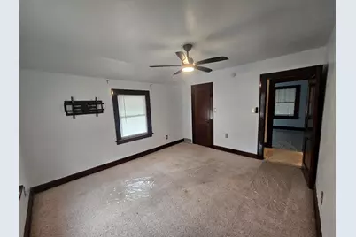 319 E Main St, Sparta, WI 54656 - Photo 42