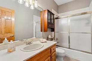 N61W37631 Parkview Dr, Lac La Belle, WI 53066 - Photo 32
