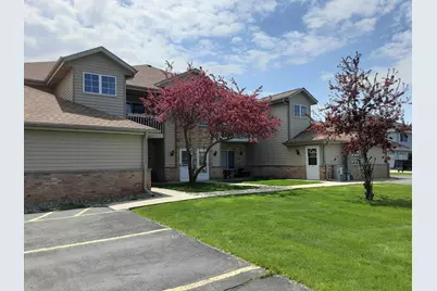 3620 E Barbara Ct #8, Oak Creek, WI 53154 - Photo 1