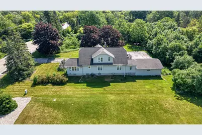 2029 W Donges Bay Rd #2031, Mequon, WI 53092 - Photo 40