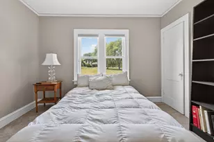 2029 W Donges Bay Rd, Mequon, WI 53092 - Photo 18