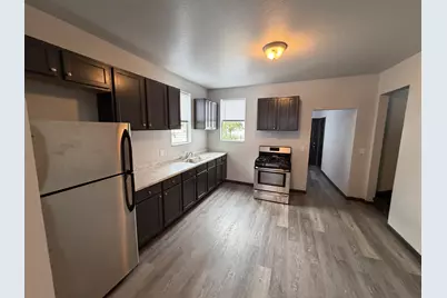 547 N 25th St, Milwaukee, WI 53233 - Photo 6