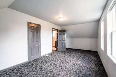 547 N 25th St, Milwaukee, WI 53233 - Photo 14