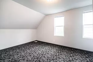 547 N 25th St, Milwaukee, WI 53233 - Photo 16