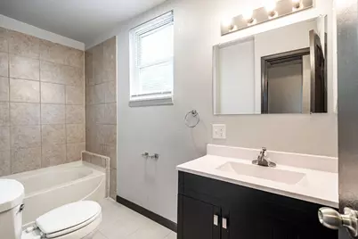 547 N 25th St, Milwaukee, WI 53233 - Photo 14