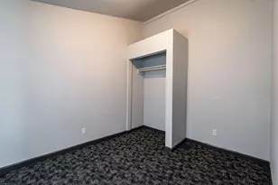 547 N 25th St, Milwaukee, WI 53233 - Photo 18