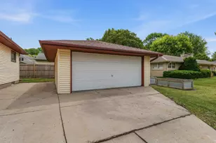 2035 Parkfield Dr, West Bend, WI 53090 - Photo 24