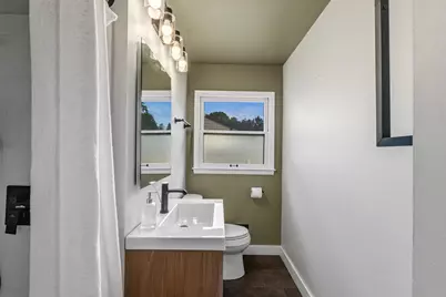 2035  Parkfield Dr, West Bend, WI 53090 - Photo 14