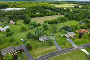 S67W32648 Ashton Way, Mukwonago, WI 53149 - Photo 2