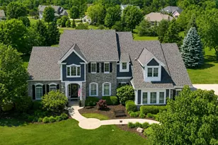 1260 4 Winds Wy, Hartland, WI 53029 - Photo 4
